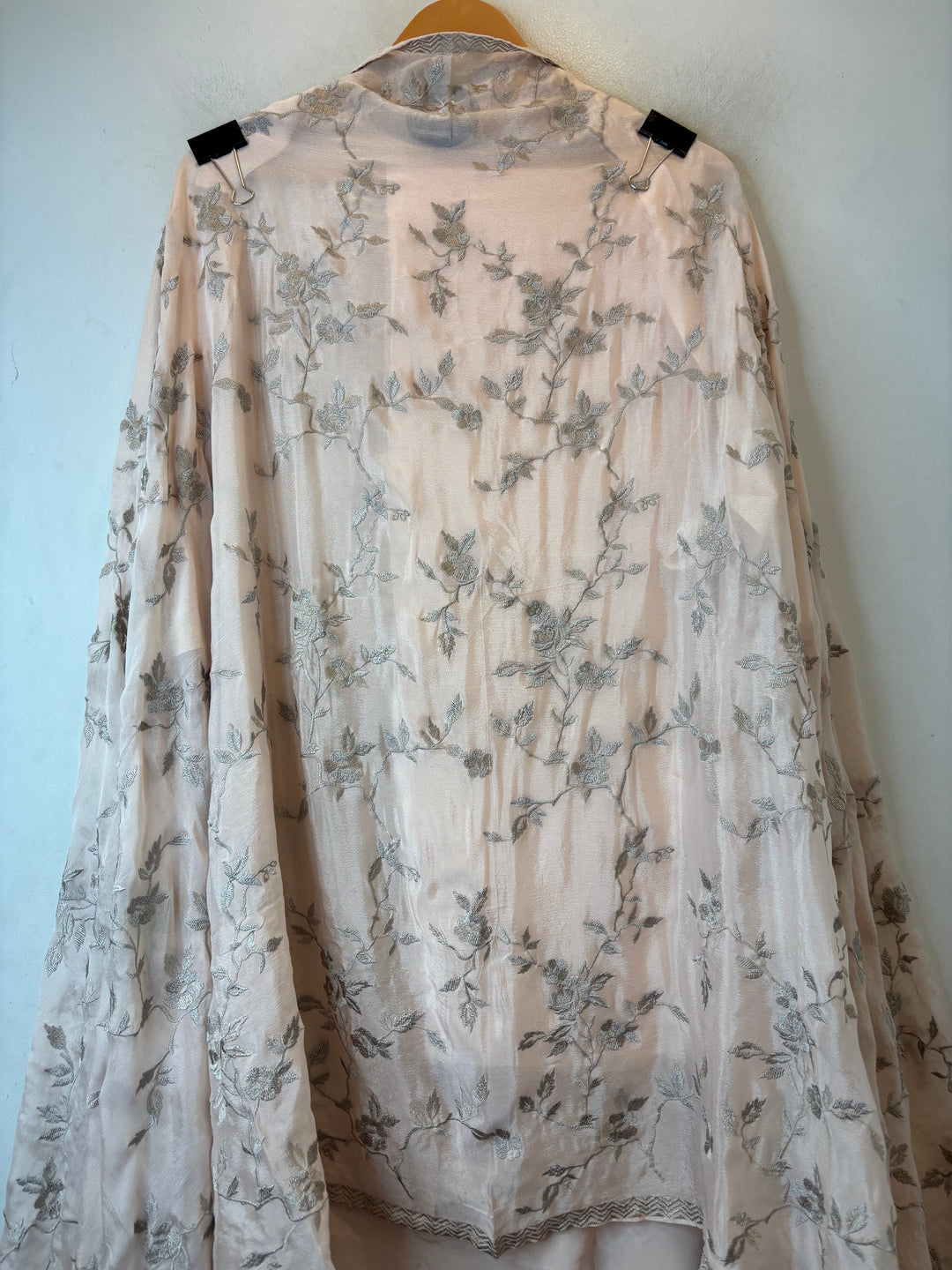 Gulrose – Light Peach Crepe Embroidered Suit