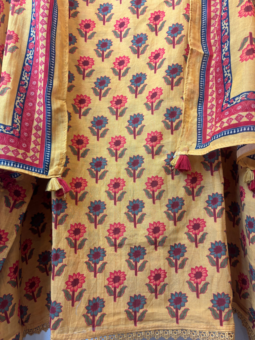 Gulpari – Yellow Mul Cotton Printed Suit