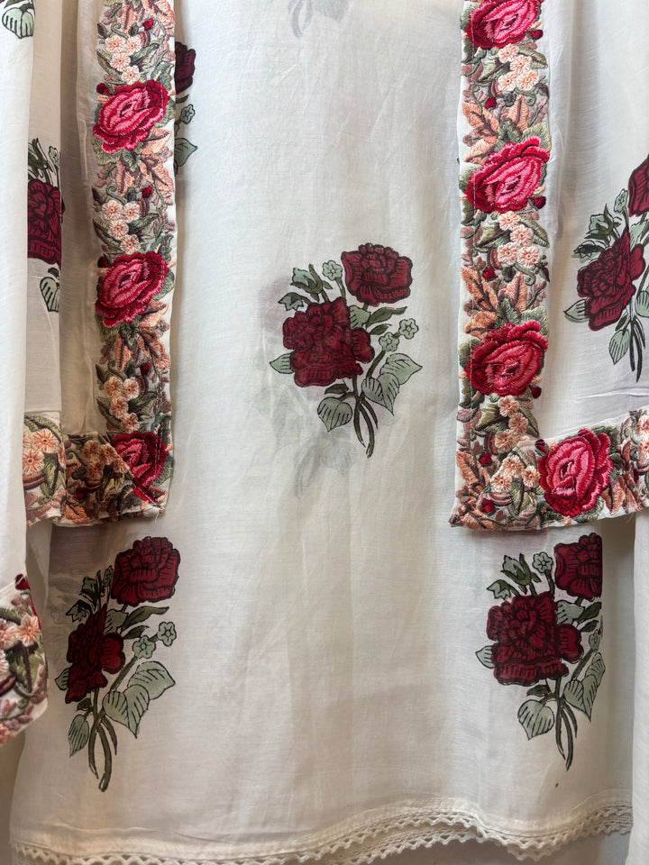 Parizah – Mul Chanderi Parsi Embroidered Suit