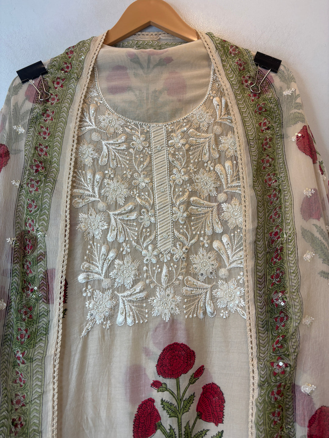 Noorza – Mul Chanderi Handblock Suit