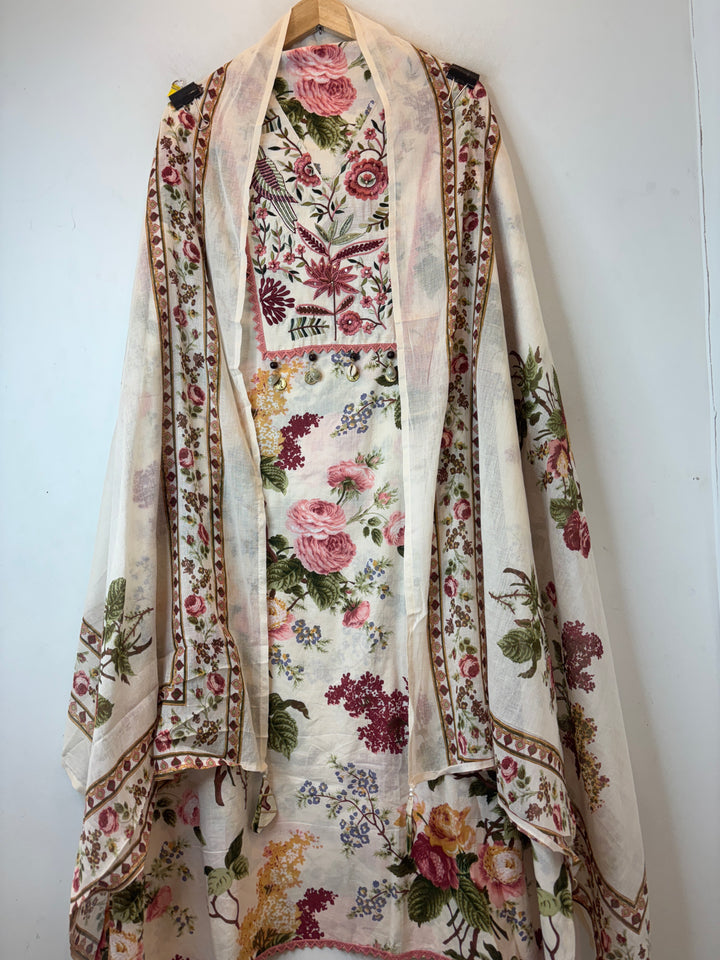 Gulnaaz – Ivory Pure Cotton Printed Suit
