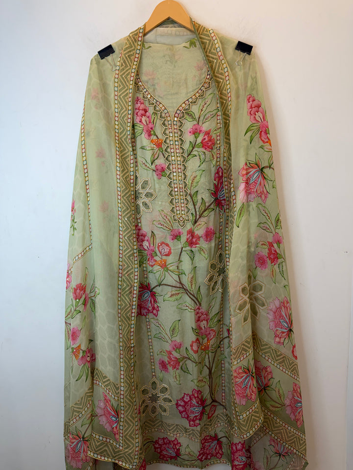 Elzara – Green Organza Digital Handwork Suit