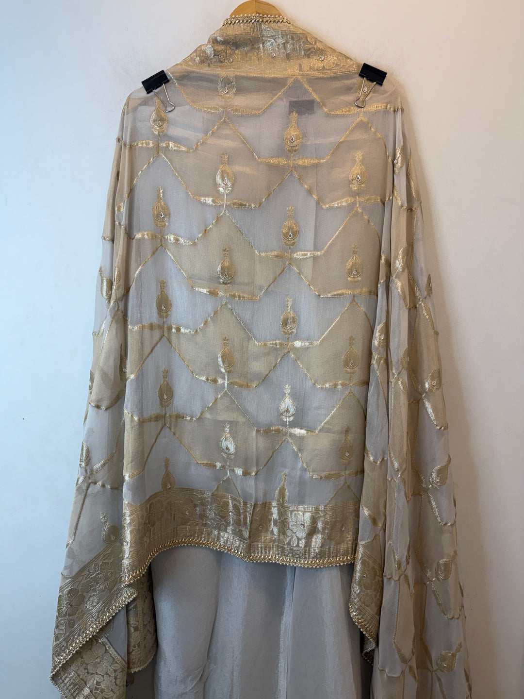 Floraya – Tissue Aari &amp; Gota Handwork Suit