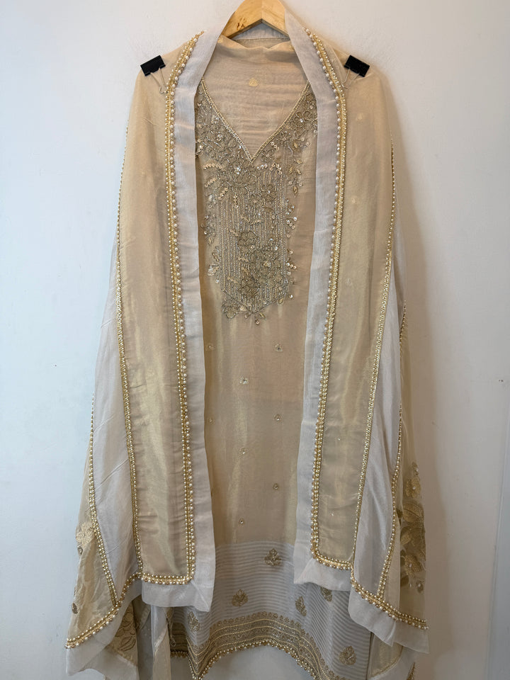 Banira – Tissue Shimmer Banarasi Suit