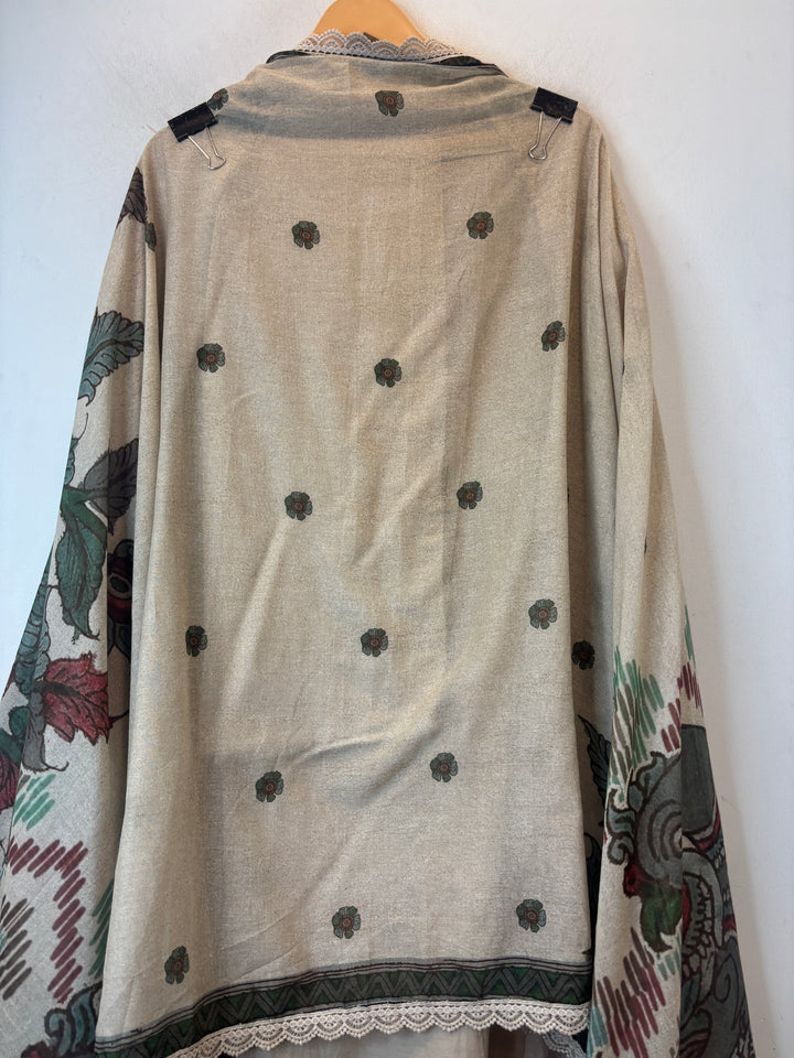 Zareefa – Beige Mul Chanderi Embellished Suit