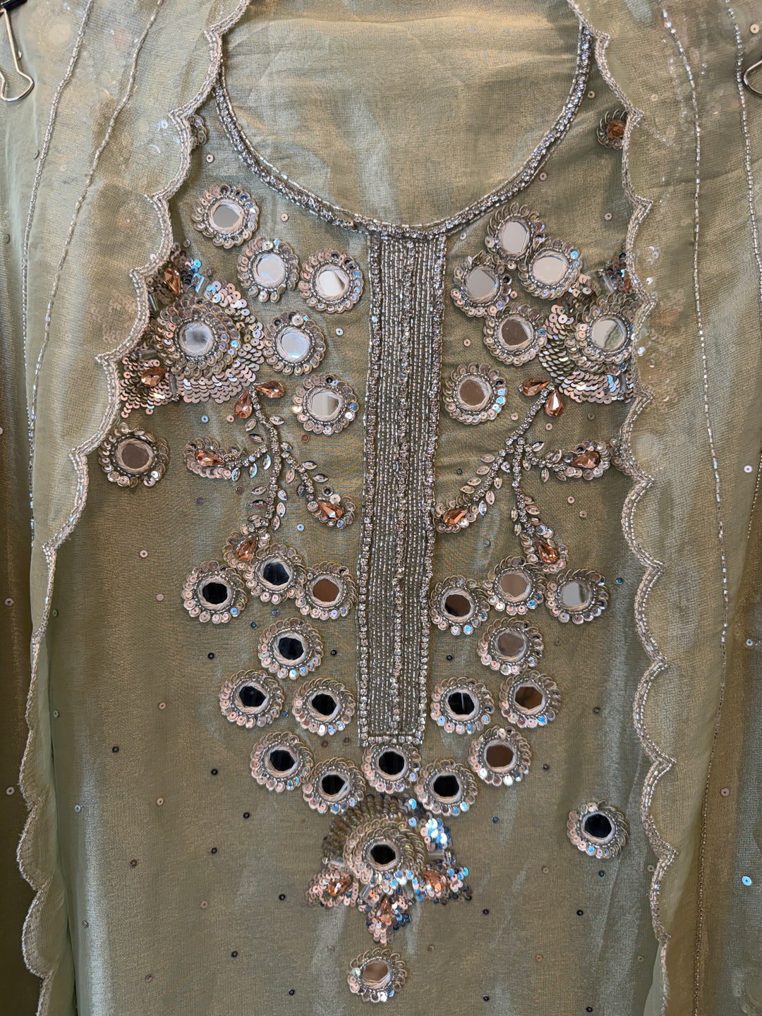 Zaylora – Shimmer Tissue 3D Handwork Suit