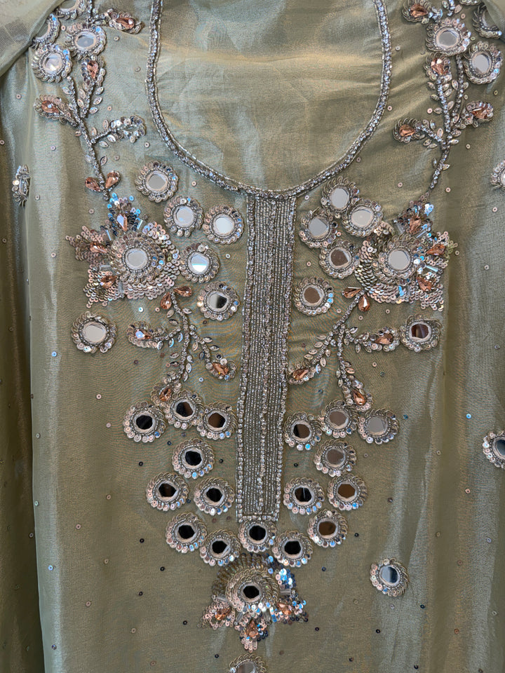 Zaylora – Shimmer Tissue 3D Handwork Suit
