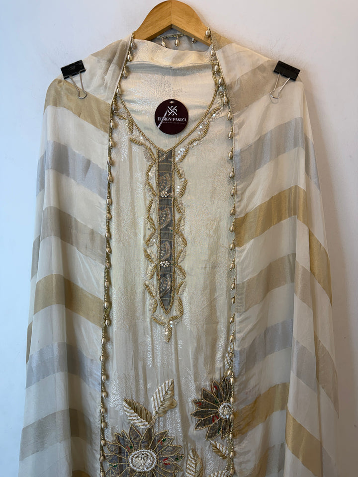 Zehvani – Tissue Appliqué Handwork Suit