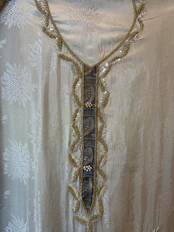 Zehvani – Tissue Appliqué Handwork Suit