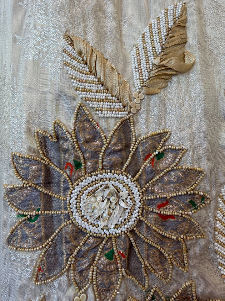 Zehvani – Tissue Appliqué Handwork Suit