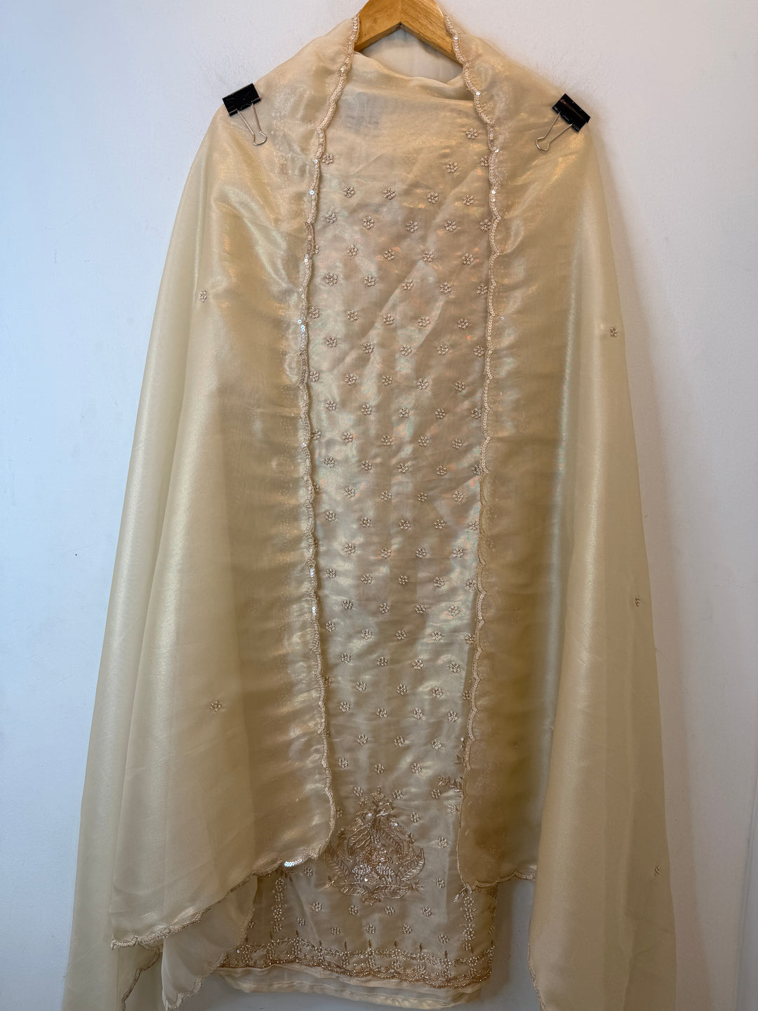 Zehara – Tissue Dabka Pearl Suit