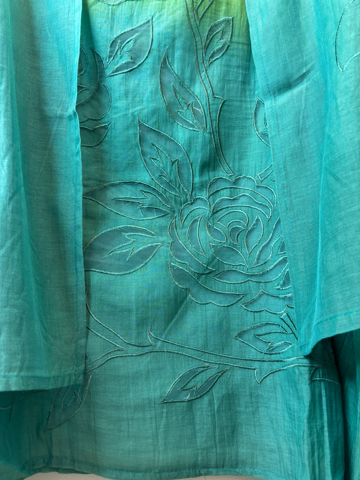 Ombrelle – Green Mul Cotton Cutwork Suit