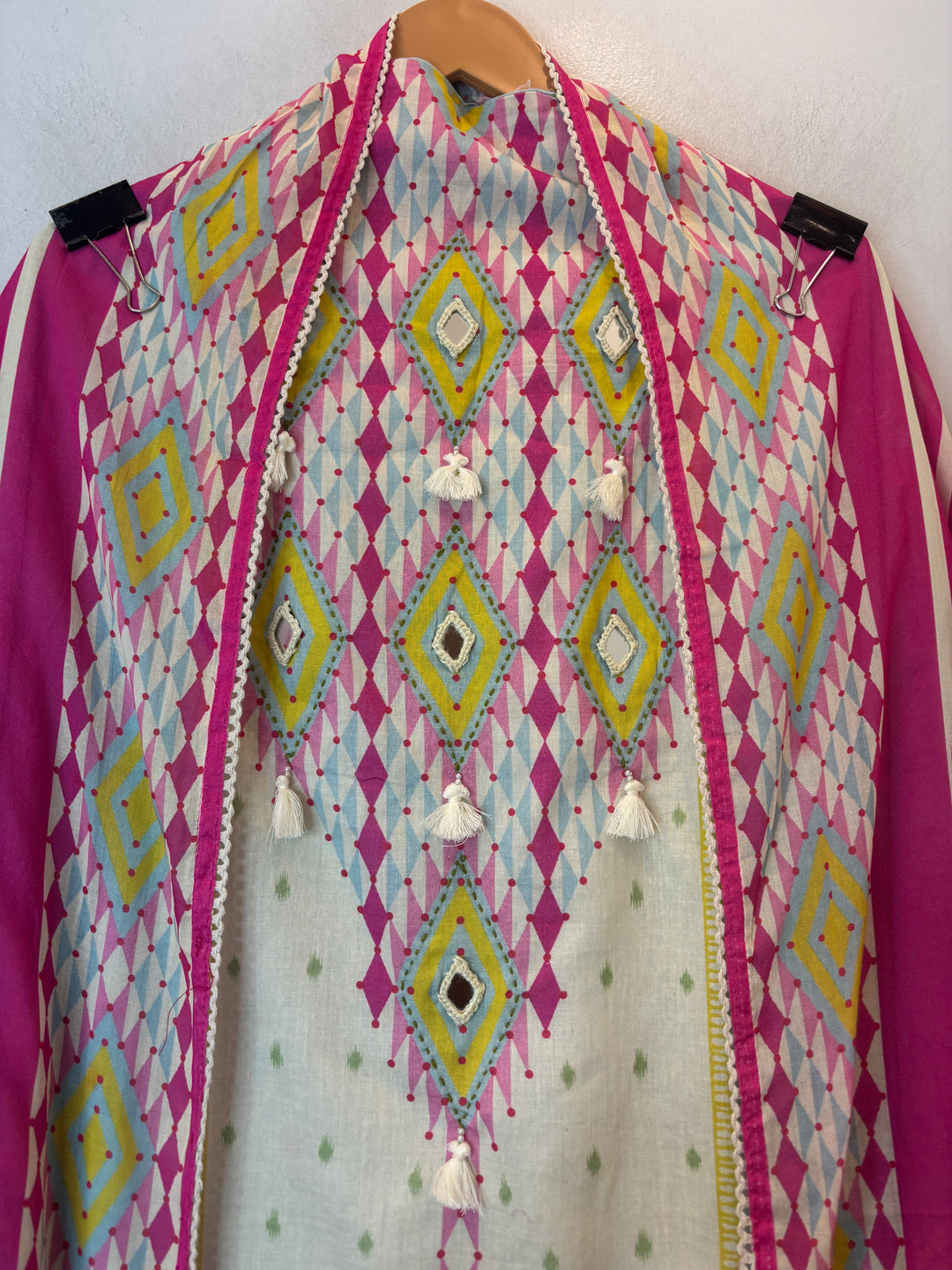 Ikshita – Fuchsia Pink Mul Cotton Printed Suit