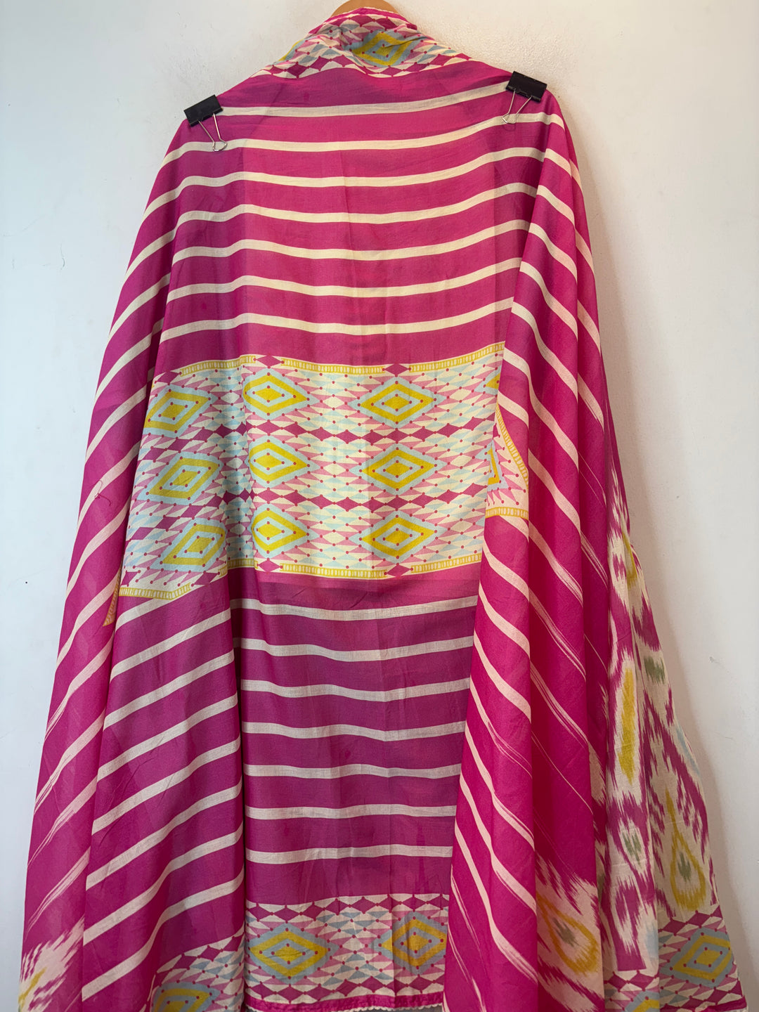 Ikshita – Fuchsia Pink Mul Cotton Printed Suit