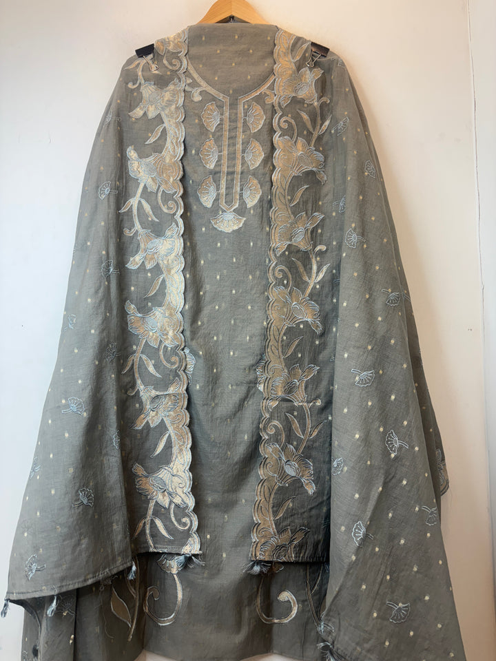 Zareen – Dark Grey Mul Chanderi Appliqué Heritage Suit