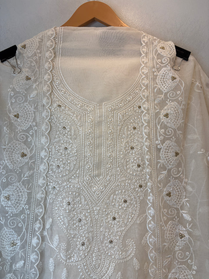 Noorika – Mul Chanderi Zari Embroidered Suit DBPZ4