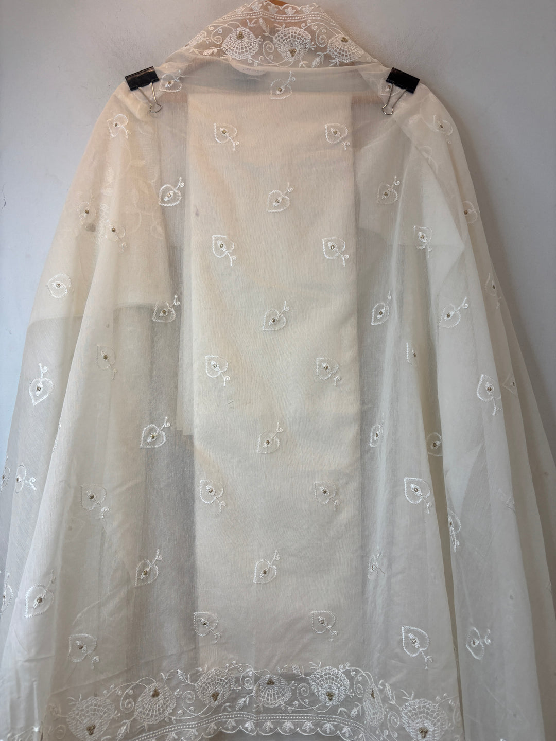 Noorika – Mul Chanderi Zari Embroidered Suit DBPZ4