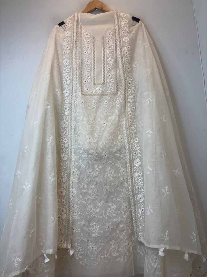 Noorika – Mul Chanderi Zari Embroidered Suit DBPZ2