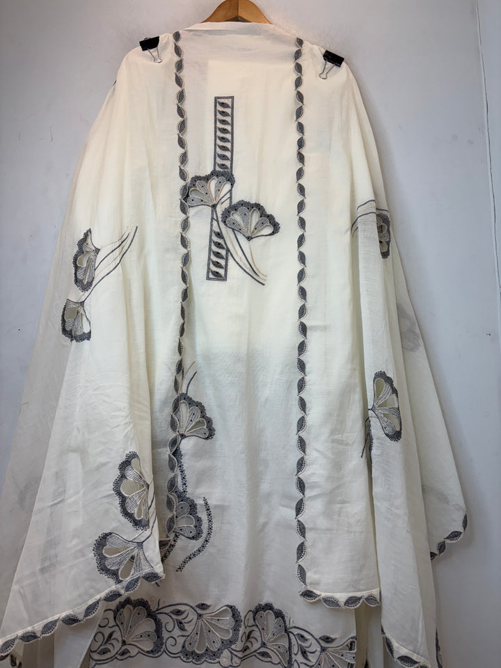 Meherza – Mul Chanderi Cutwork Suit