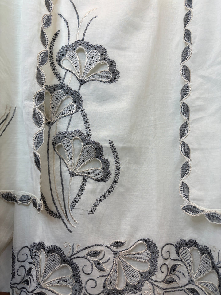 Meherza – Mul Chanderi Cutwork Suit
