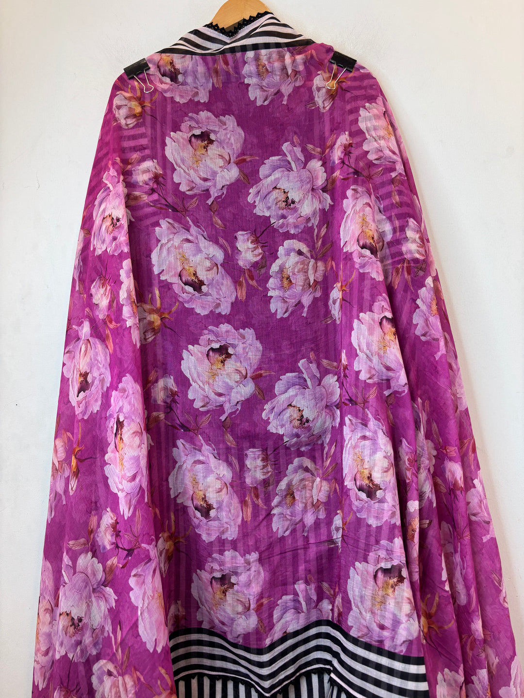 Gulraiz – Magenta Pink Mul Cotton Embroidered Suit