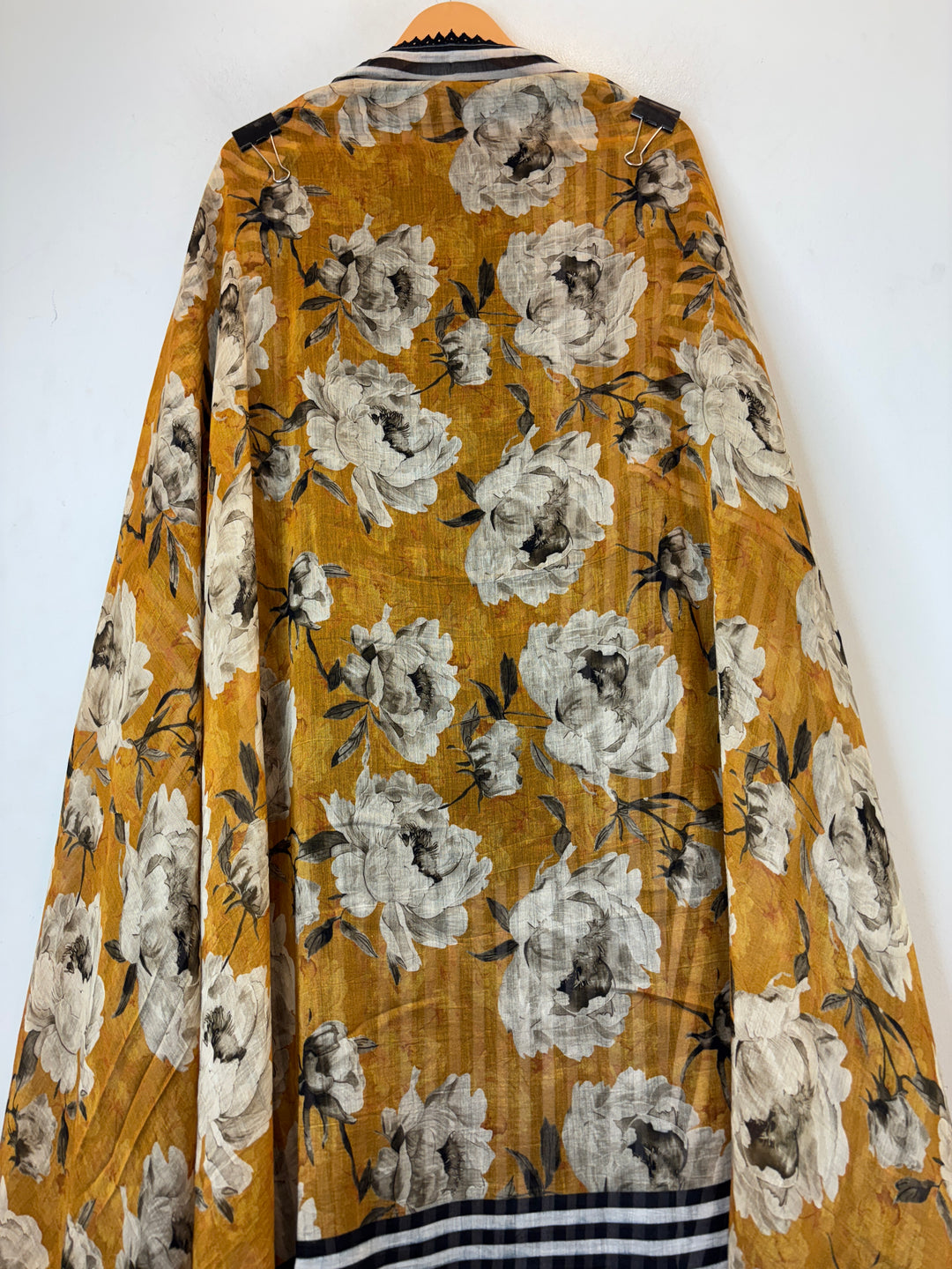 Gulraiz – Yellow Mul Cotton Embroidered Suit