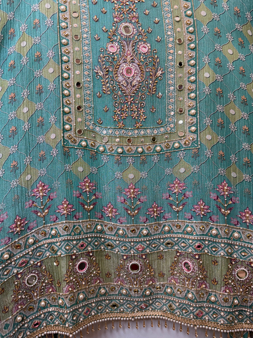 Zareva – Greenish Crushed Tissue Pearl Handwork Suit
