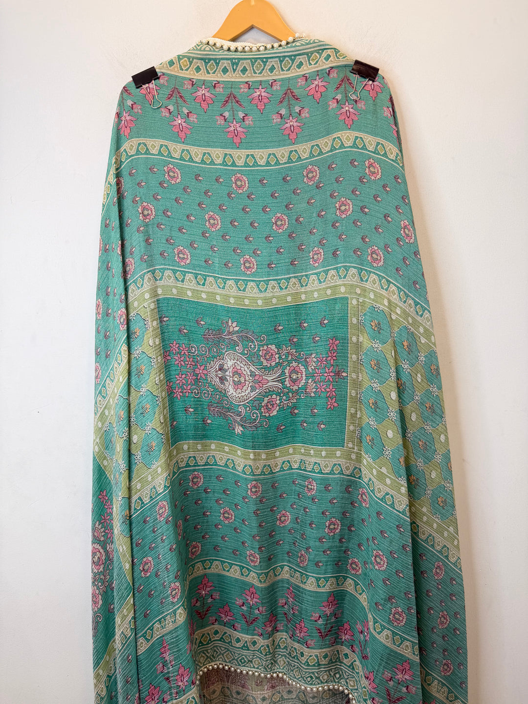Zareva – Greenish Crushed Tissue Pearl Handwork Suit