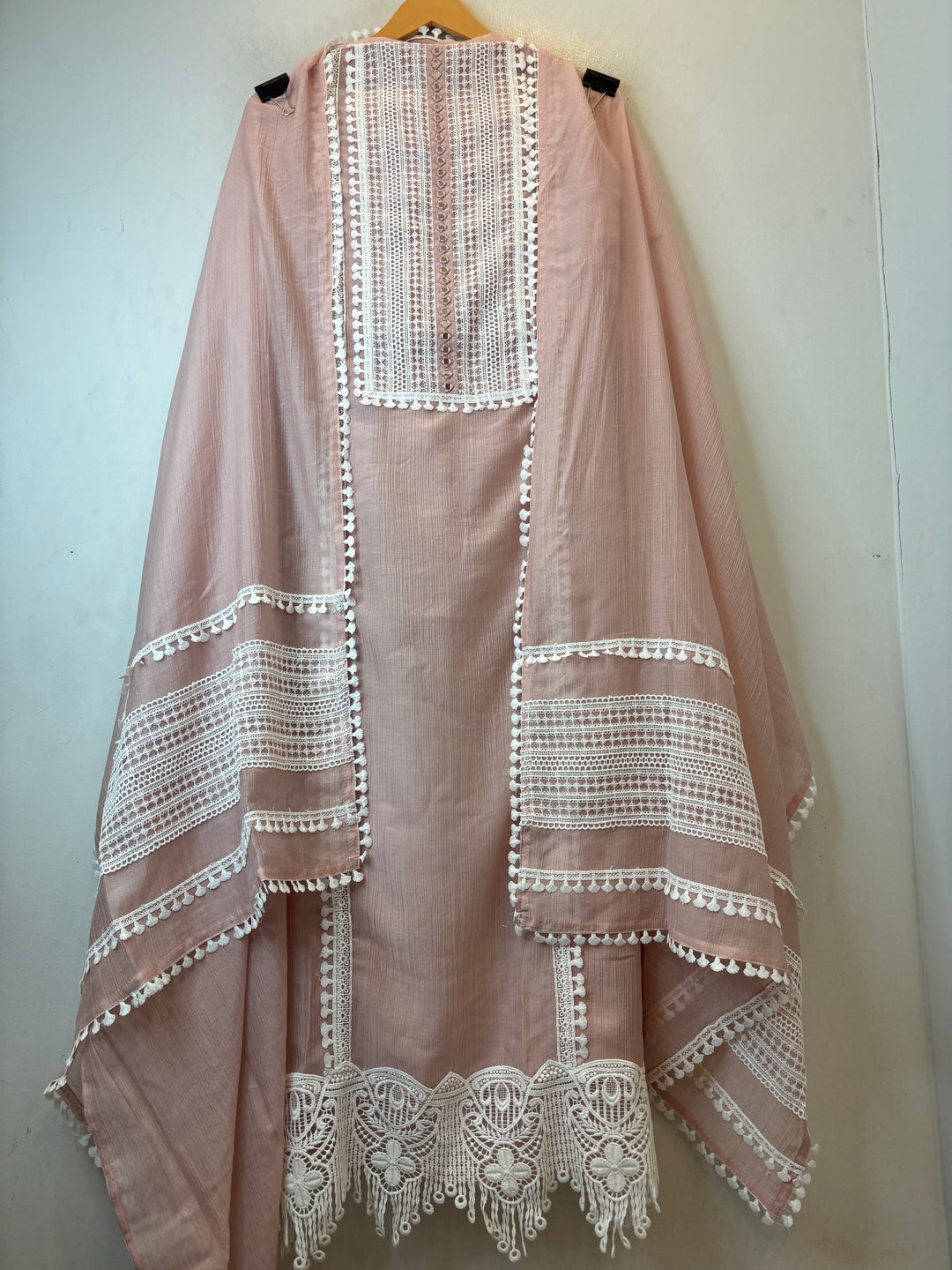 Mehrunisa – Blush Pink Crush Mul Lace Detailed Suit