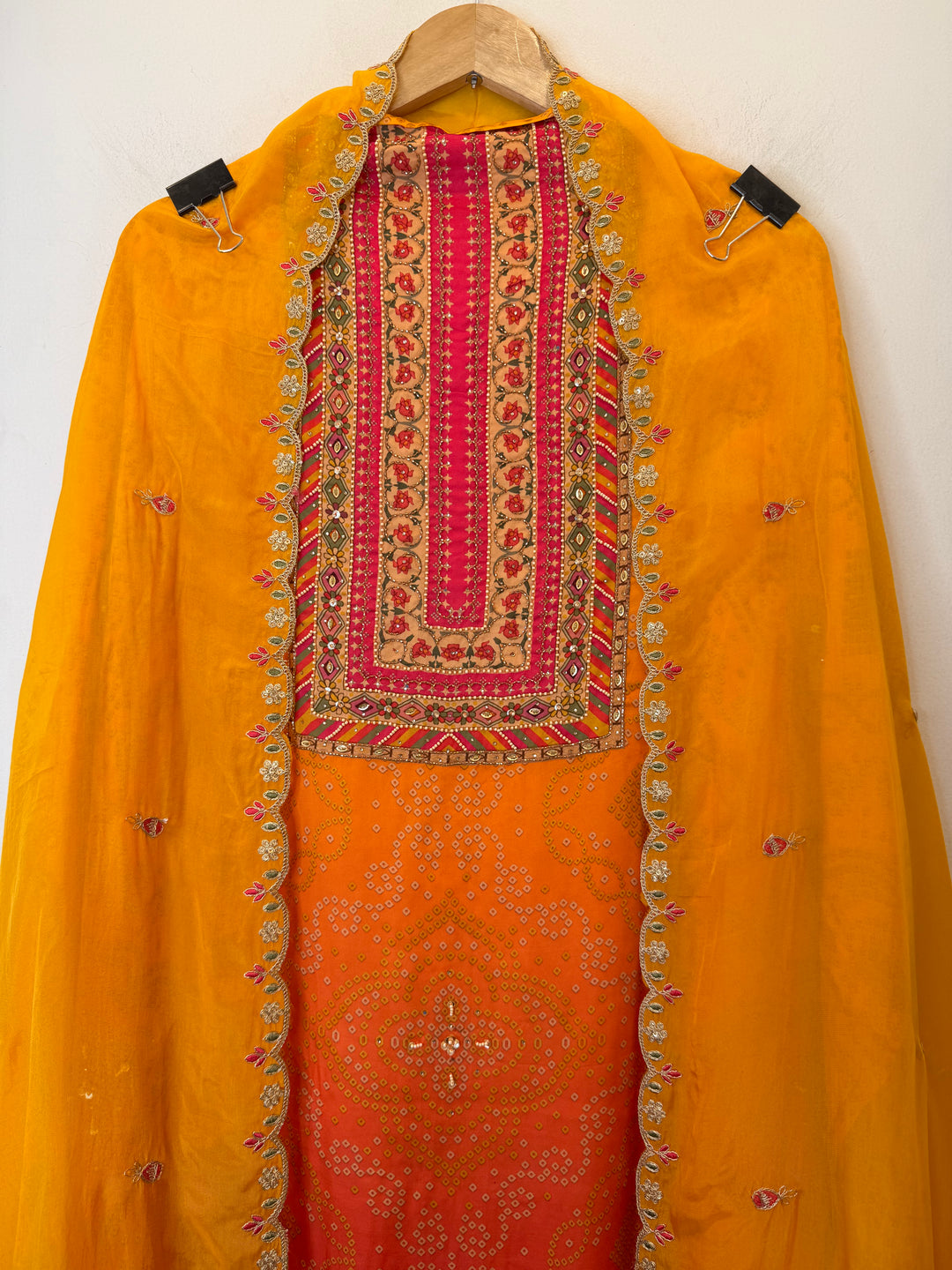 Bandira – Yellow Satin Organza Bandhani Suit