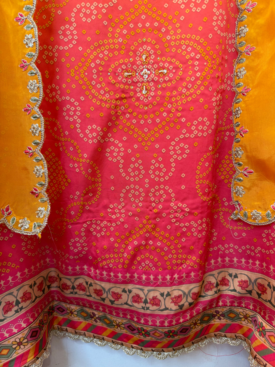 Bandira – Yellow Satin Organza Bandhani Suit