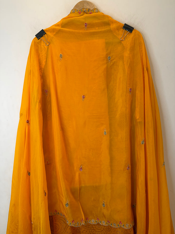 Bandira – Yellow Satin Organza Bandhani Suit