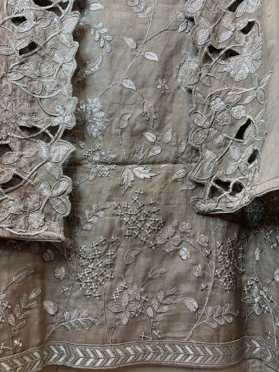 Meherbano – Greyish Brown Mul Chanderi Embroidered Suit