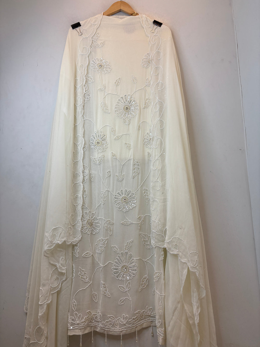 Noor-e-Zar – Georgette Handworked Suit