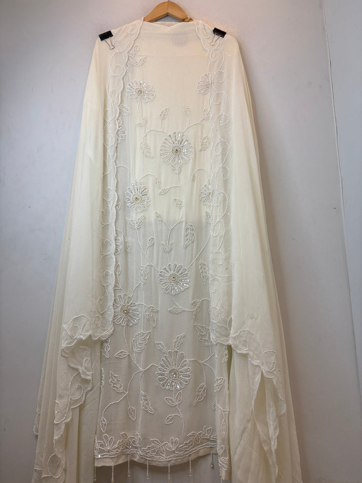 Noor-e-Zar – Georgette Handworked Suit