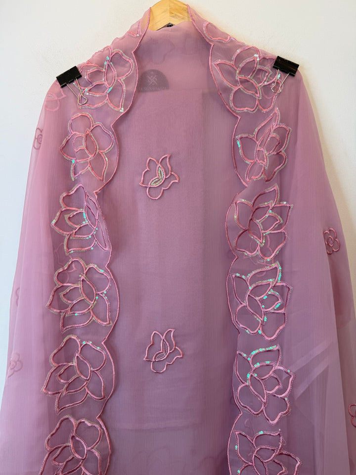 Zarelle – Pink Chiffon Organza Handwork Suit