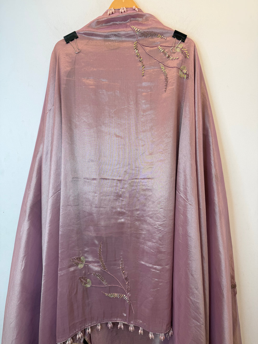 Zehaira – Pink Tissue Dabka &amp; Zari Handwork Suit
