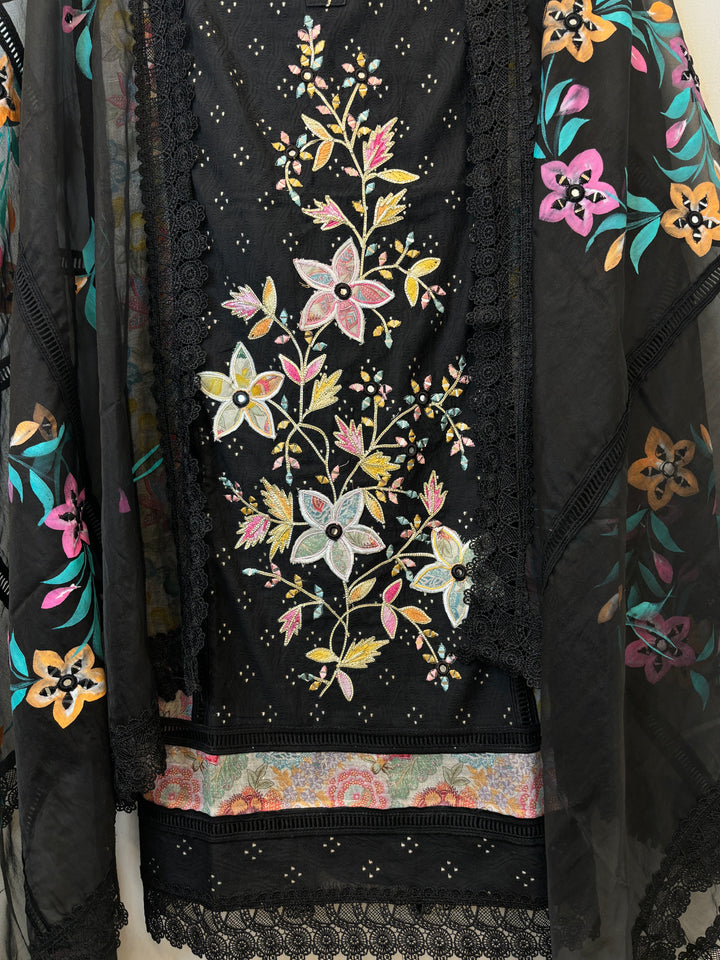Gulroz Aura – Mirror &amp; Handpainted Harmony