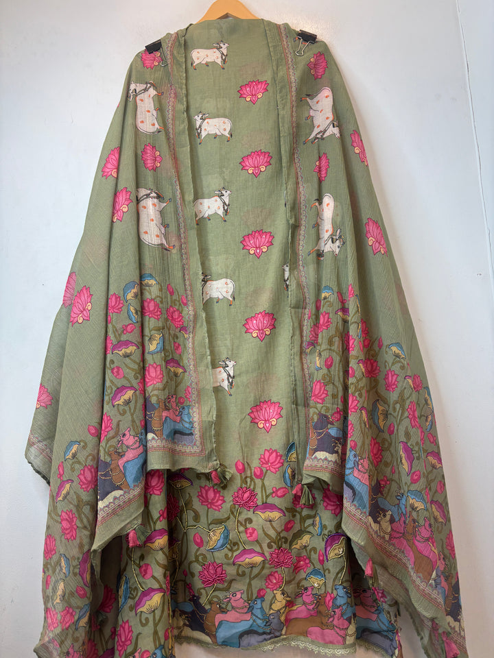 Pichwaiya – Green Mul Cotton Artistic Suit