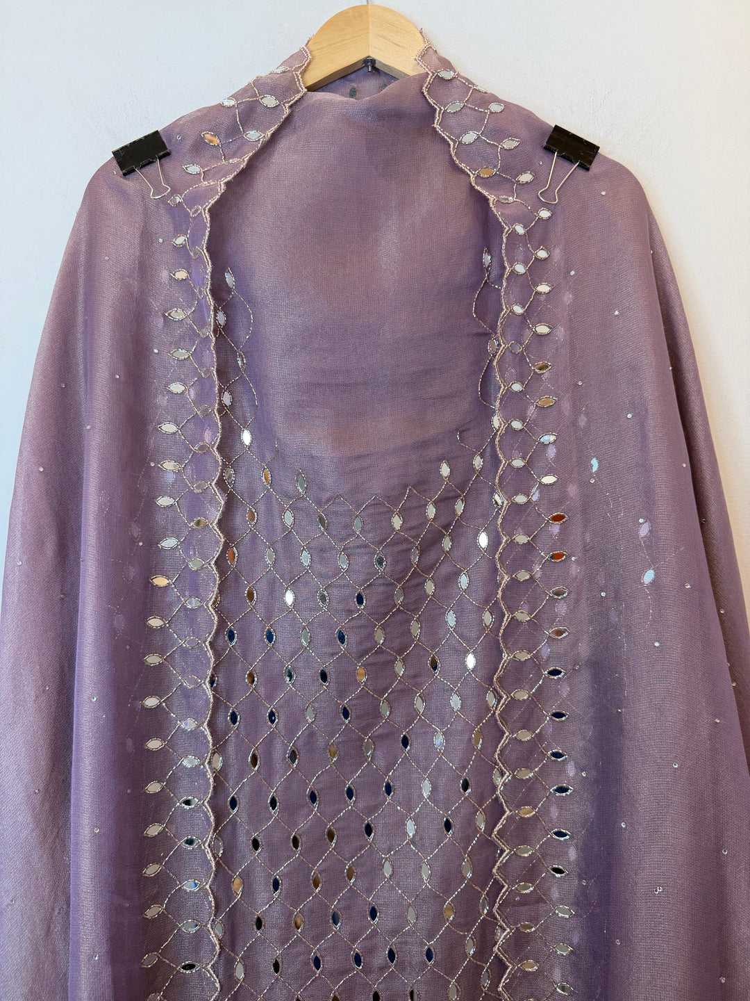 Zarvyn – Lavender Tissue Burberry Mirror Cutwork Suit