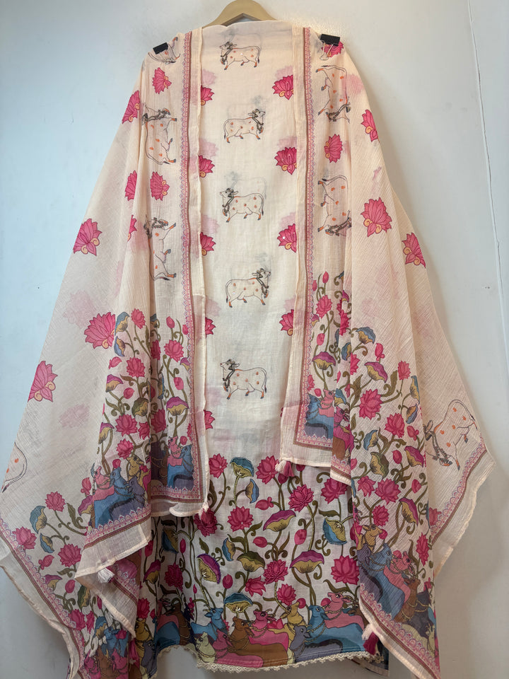 Pichwaiya – Cream Pink Mul Cotton Artistic Suit
