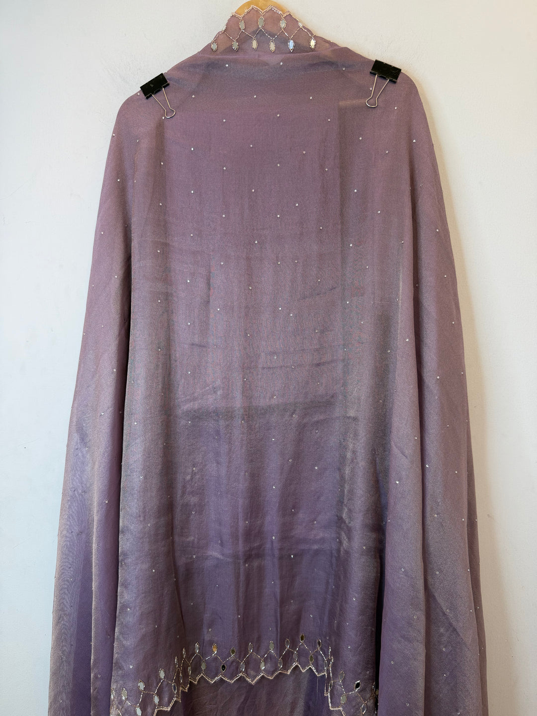 Zarvyn – Lavender Tissue Burberry Mirror Cutwork Suit