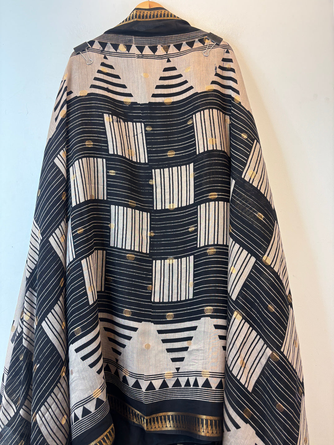 Vasundhara – Black Maheshwari Woven Suit
