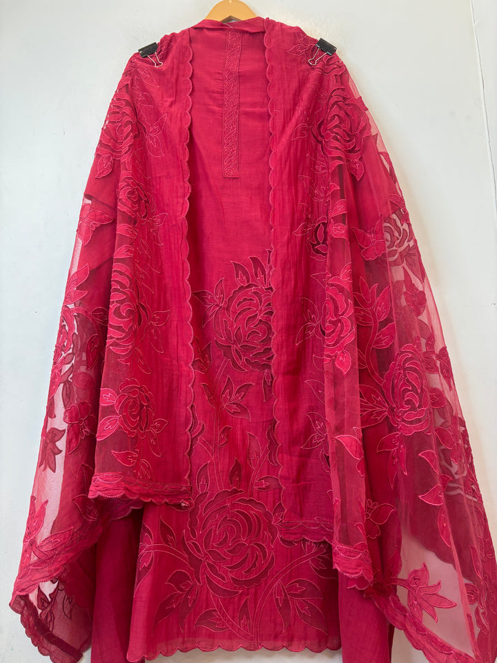 Gulnaar – Fushiya Pink Crush Mul Cotton Appliqué Suit