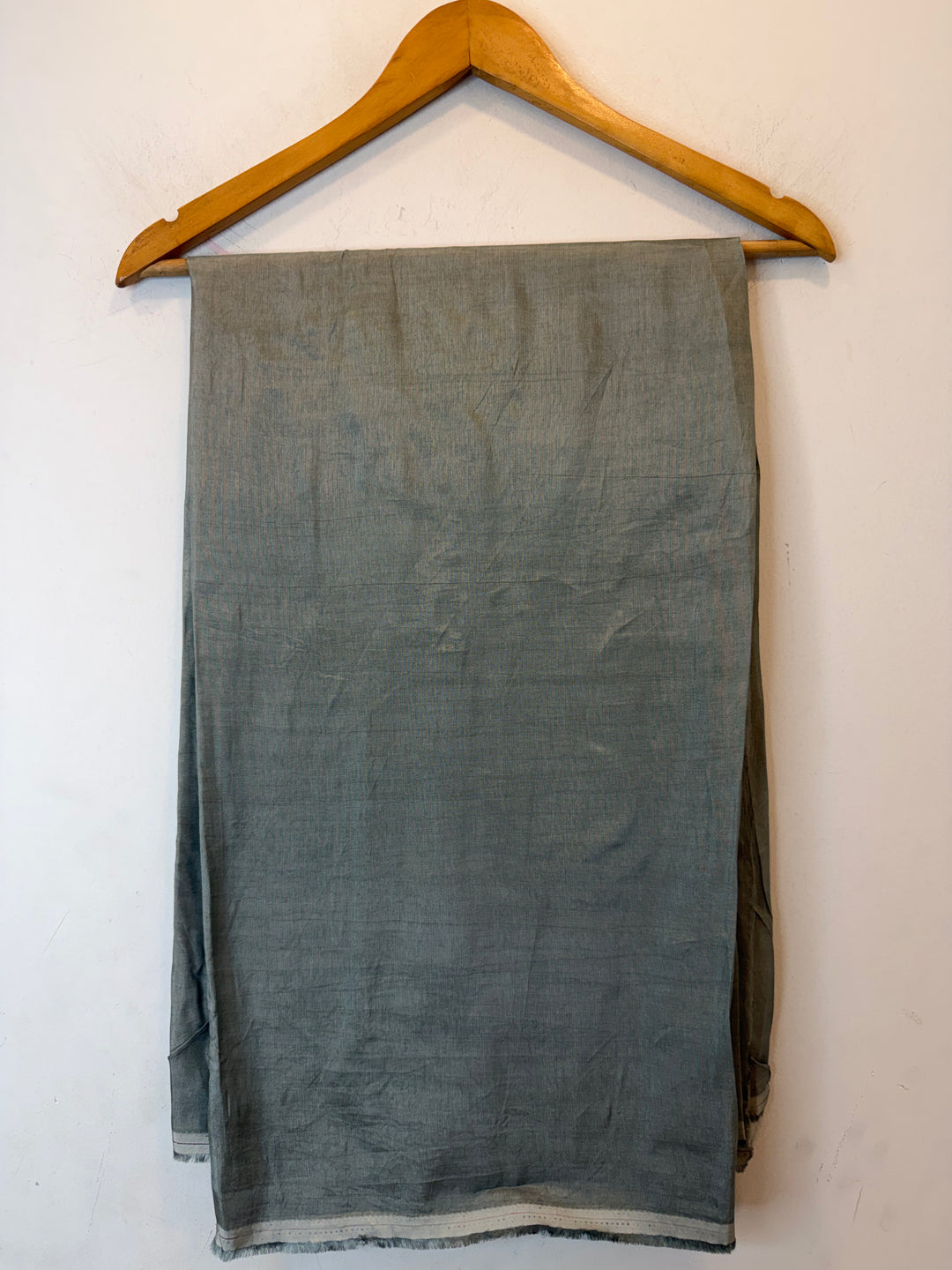Omreza – Dark Green Tissue Burberry Ombre Gota Suit