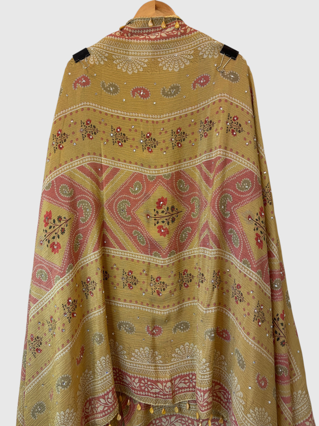 Zareen – Tissue Handcrafted Suit