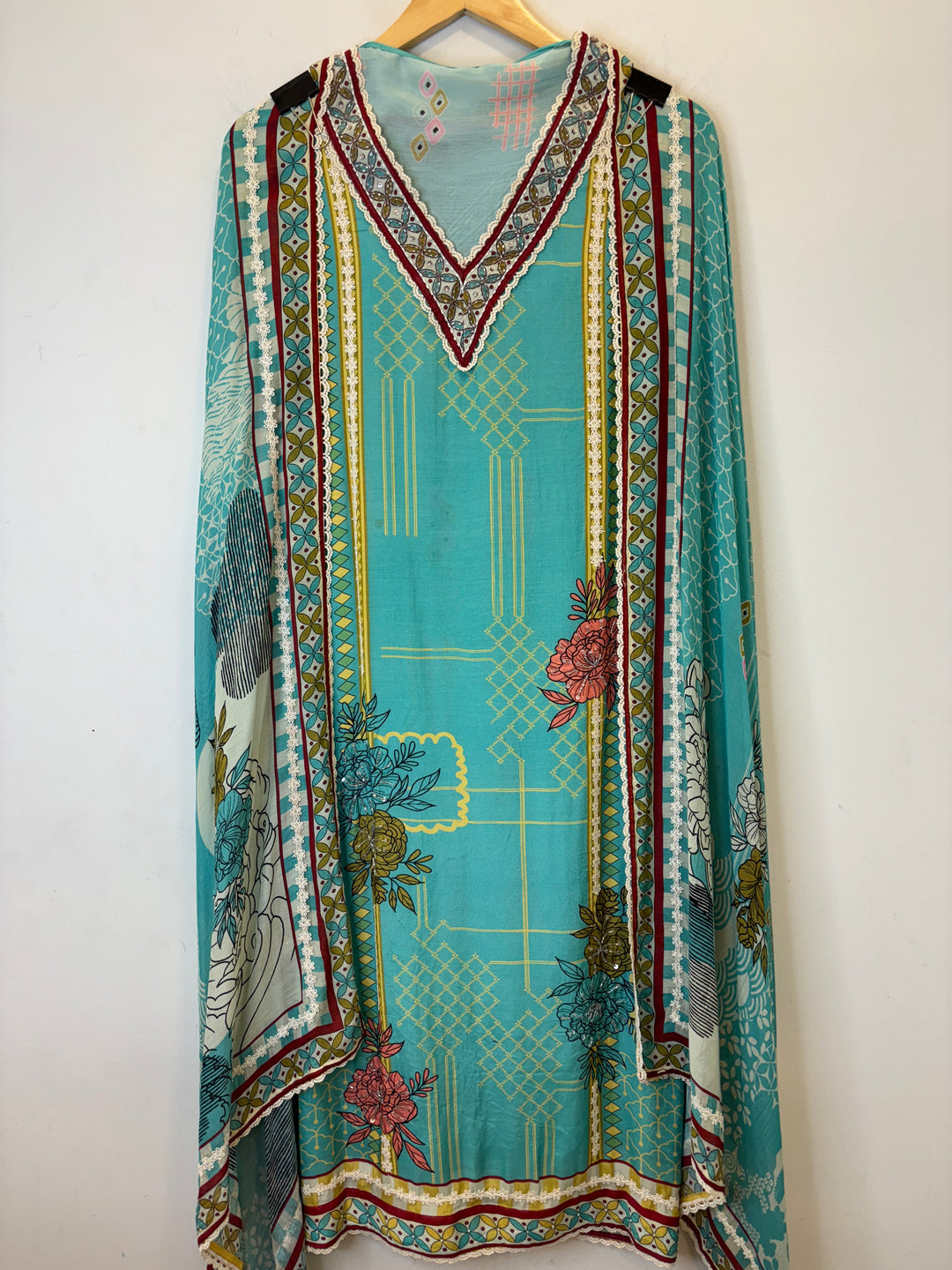 Saher-e-Noor – Handworked Muslin Charm