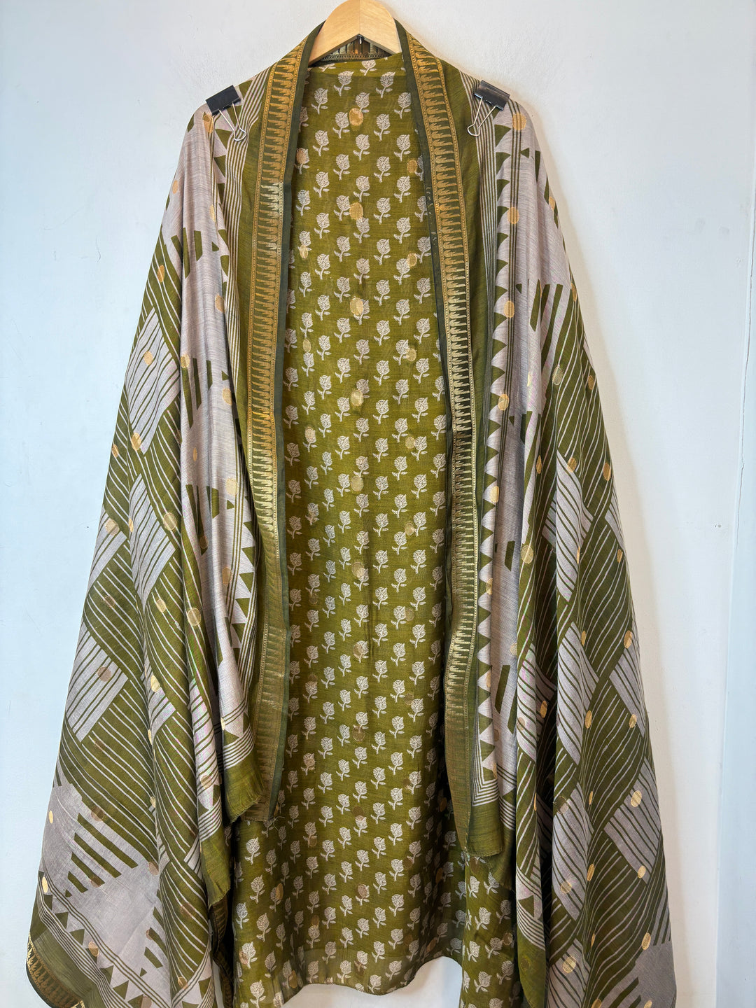Vasundhara – Green Maheshwari Woven Suit