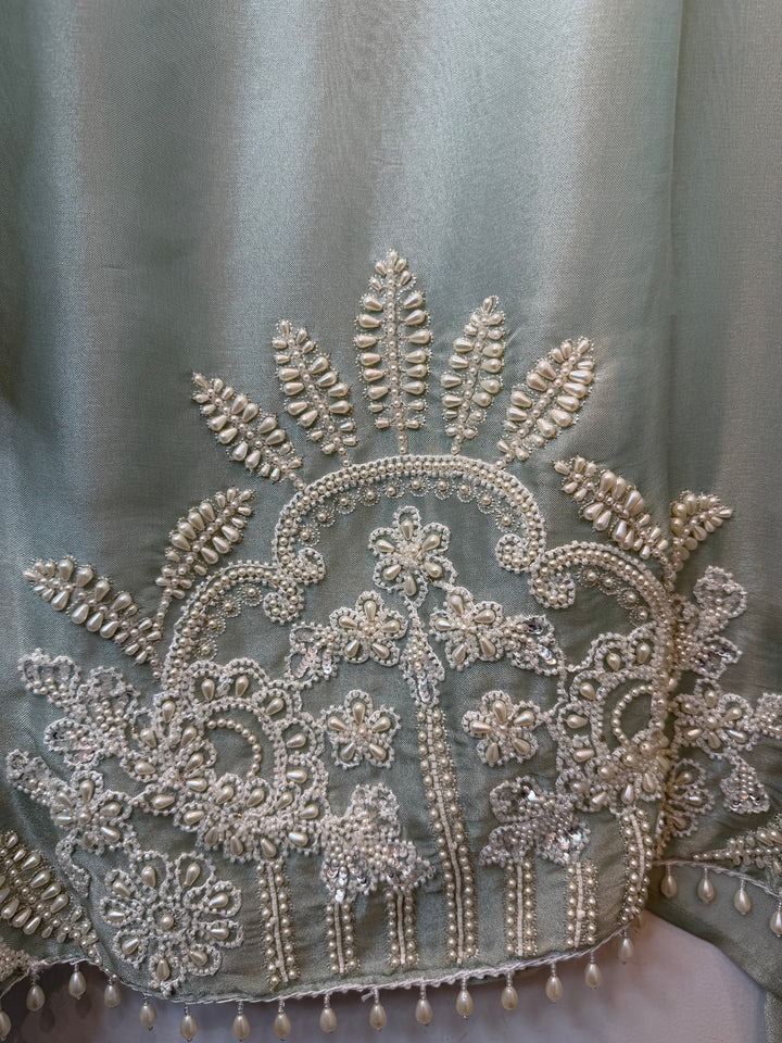 Zareeva – Pearl &amp; Cutdana Heavy Handwork Suit