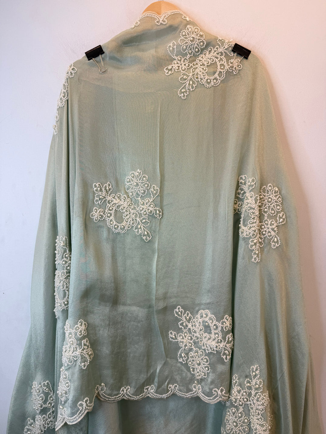 Zareeva – Pearl &amp; Cutdana Heavy Handwork Suit